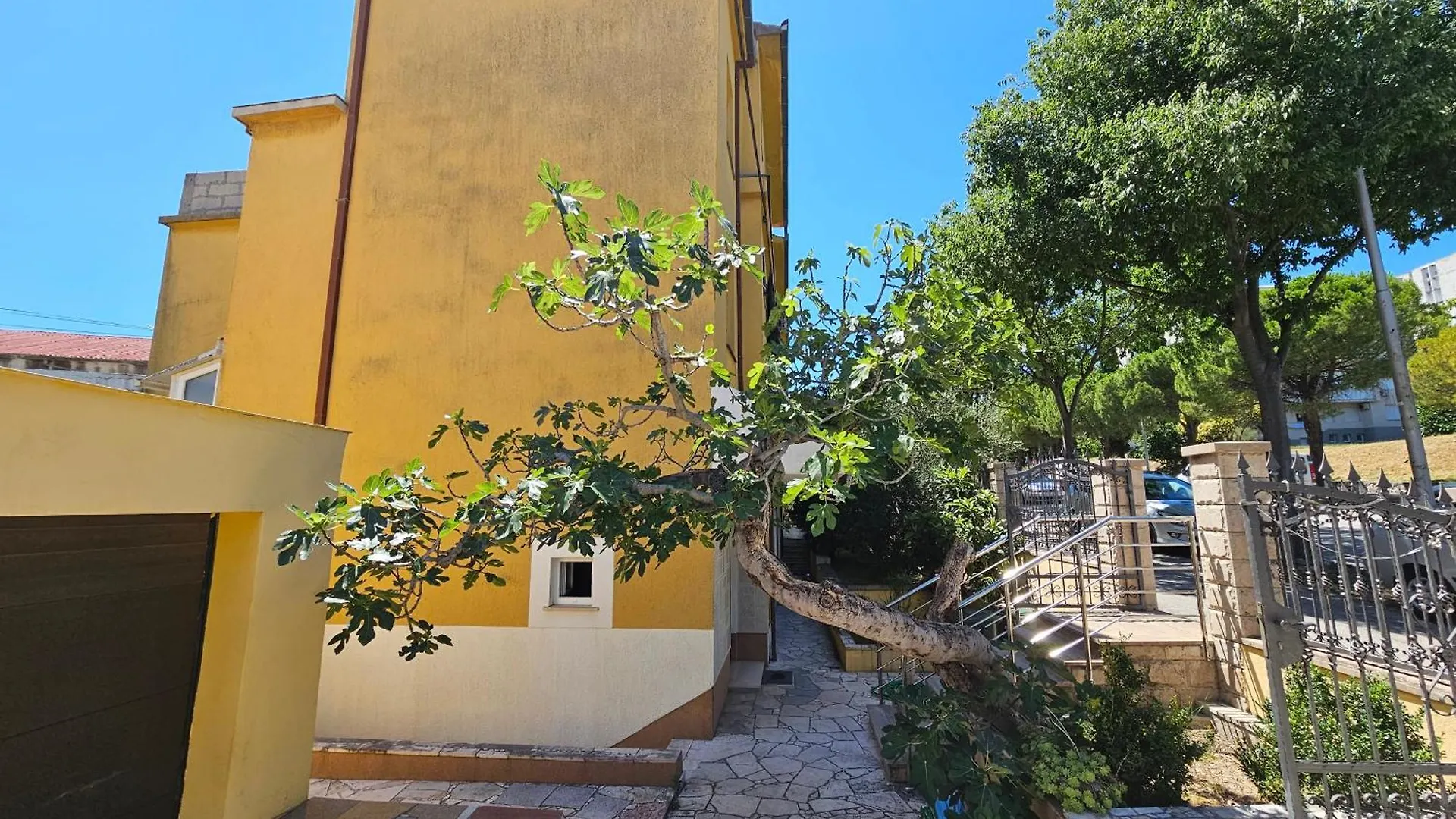 Apartments Nena Split